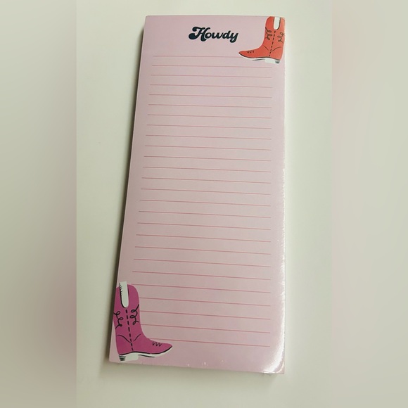 New Long Pink Pad "Howdy" Lined Magnetic 100 Pages Graphique Cowboy Boots - Picture 5 of 7